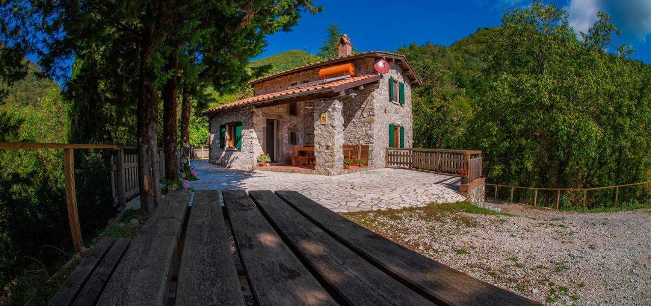 Villa Casa Pescaglia Exterior foto